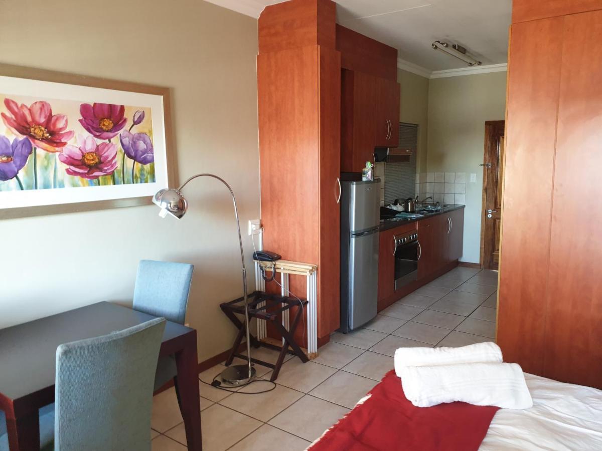 Grosvenor Apartments Pretoria-Noord Zewnętrze zdjęcie